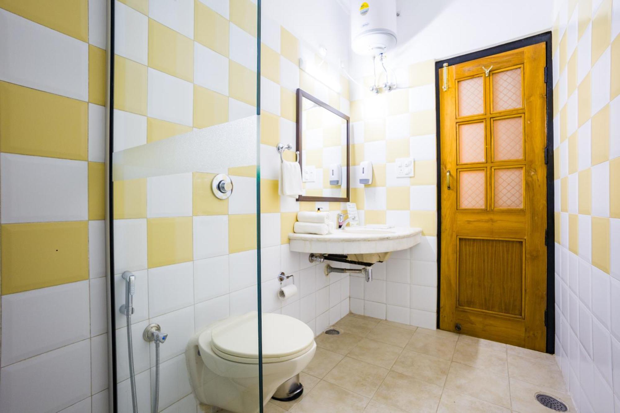 Alaya Stays Mehar Villa - 3 Bhk With Garden & Scenic Views Касаули Екстериор снимка