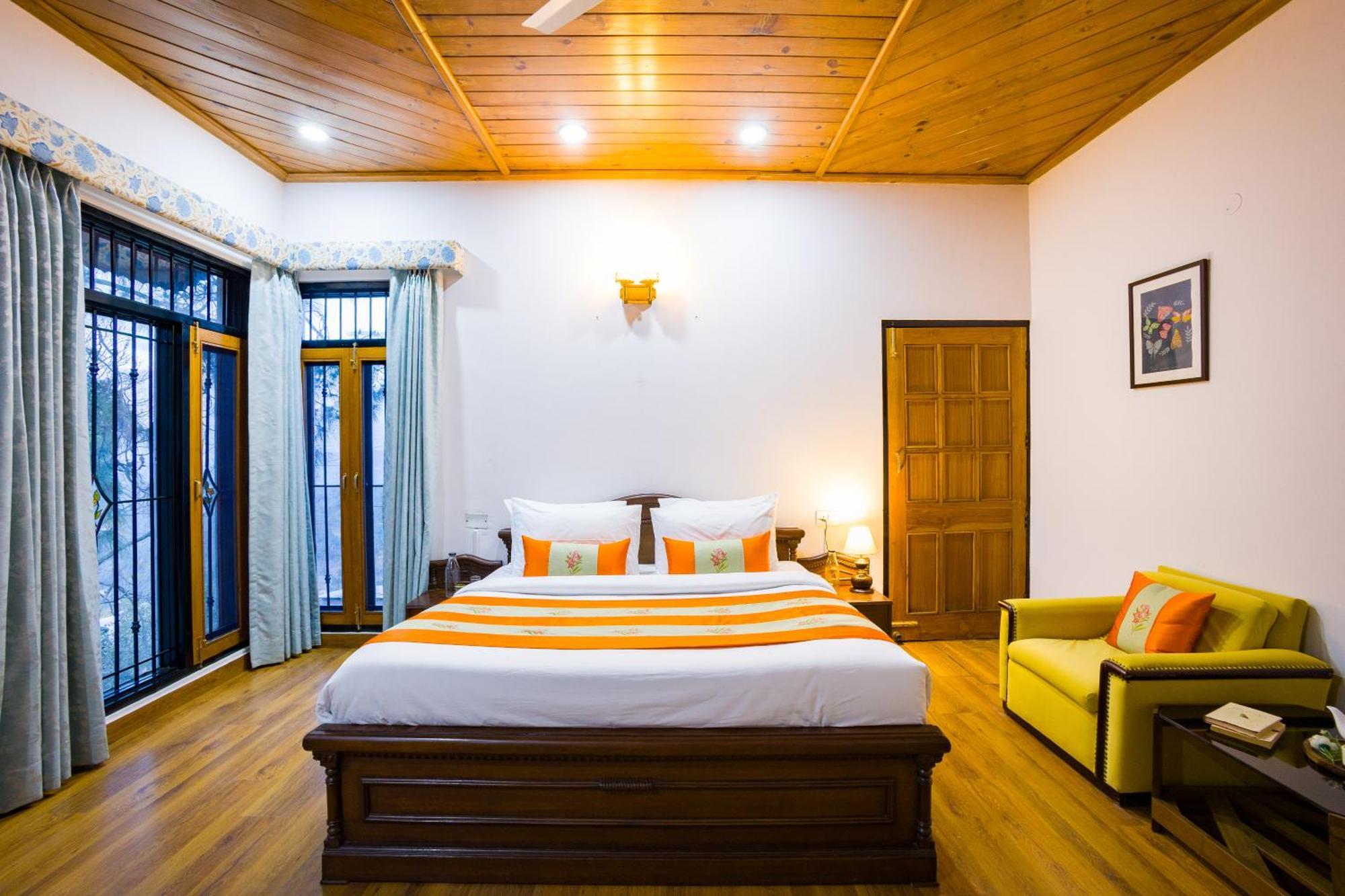 Alaya Stays Mehar Villa - 3 Bhk With Garden & Scenic Views Касаули Екстериор снимка