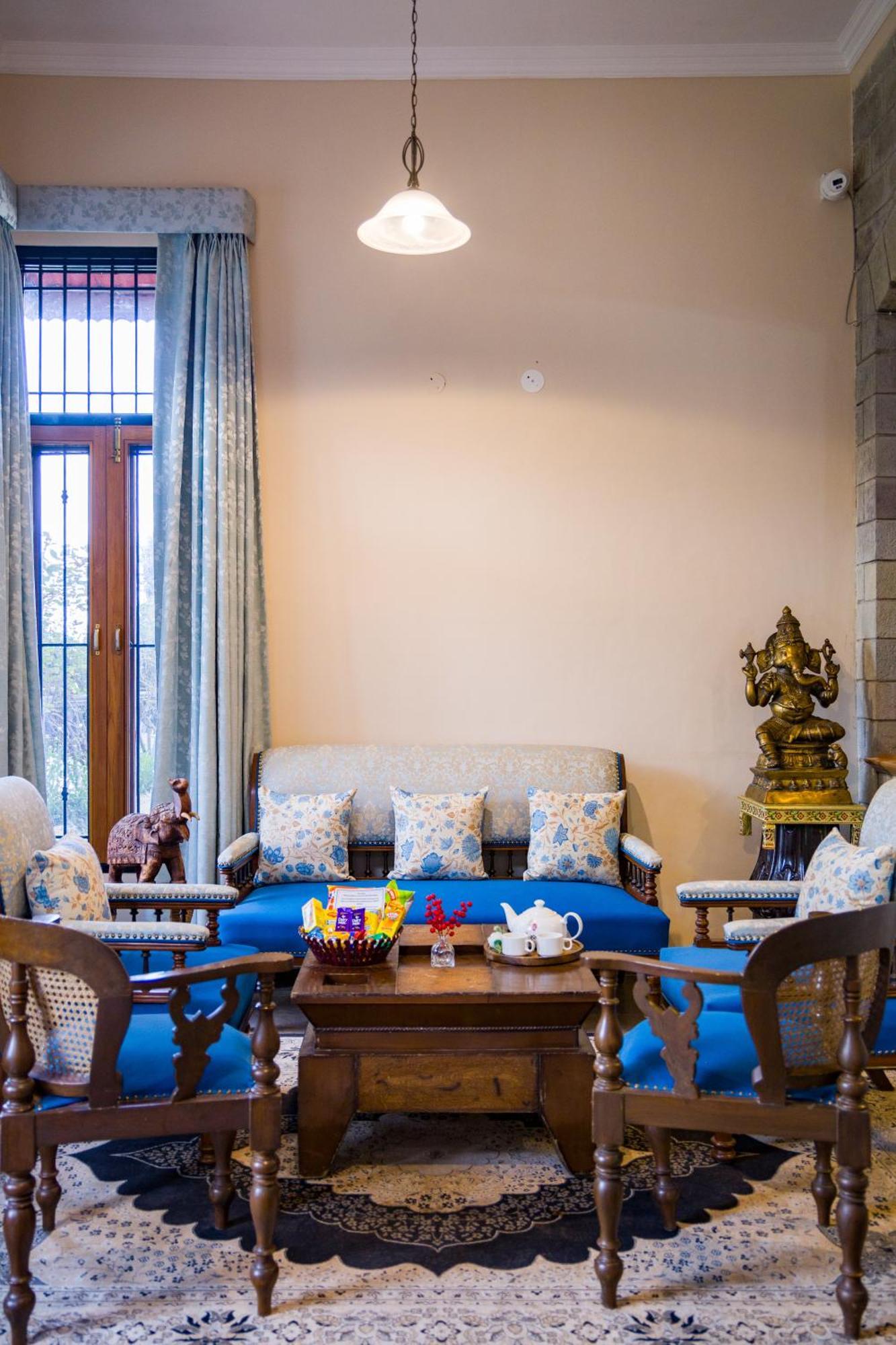 Alaya Stays Mehar Villa - 3 Bhk With Garden & Scenic Views Касаули Екстериор снимка